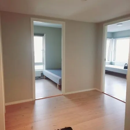 Apartamento In Shared In Gated Community